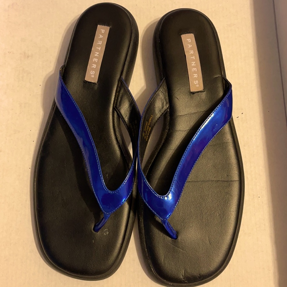 PARTNERS SANDALS